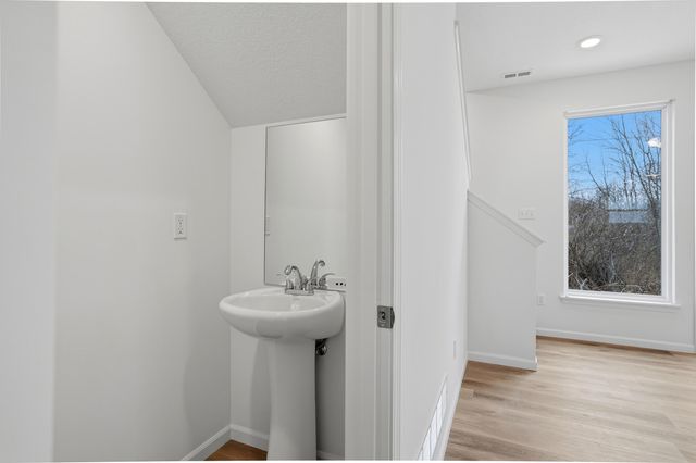 2501 NEST CT, Columbia, MO 65202