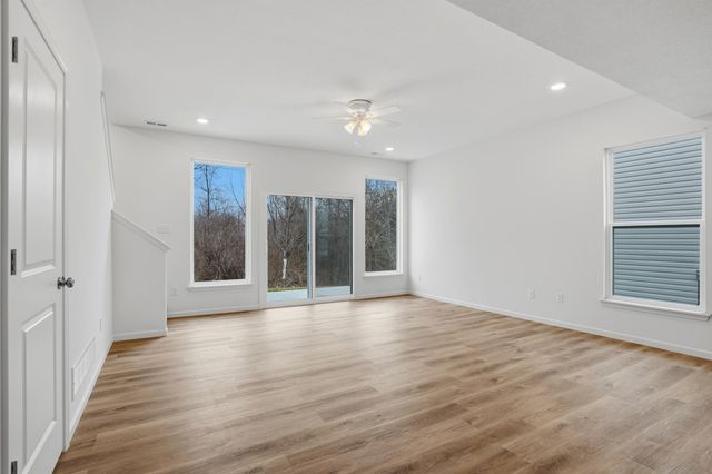 2501 NEST CT, Columbia, MO 65202