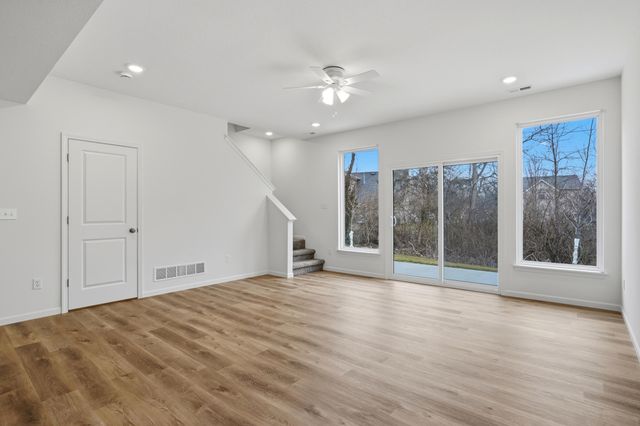 2501 NEST CT, Columbia, MO 65202