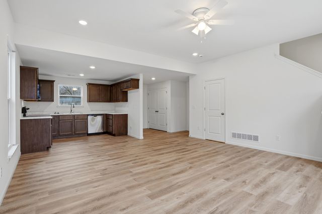 2501 NEST CT, Columbia, MO 65202