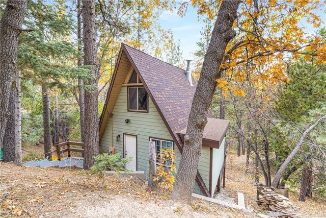 32703 Tulip Lane, Los Angeles, CA 92382