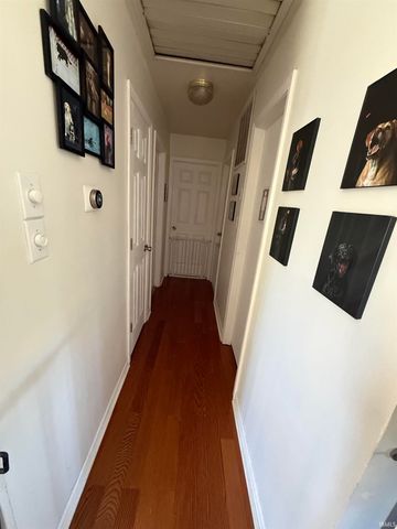 5900 Whitethorne Drive, Evansville, IN 47710