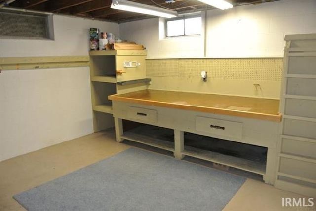 54645 28Th Street, South Bend, IN 46635