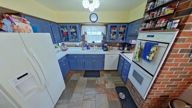 54645 28Th Street, South Bend, IN 46635