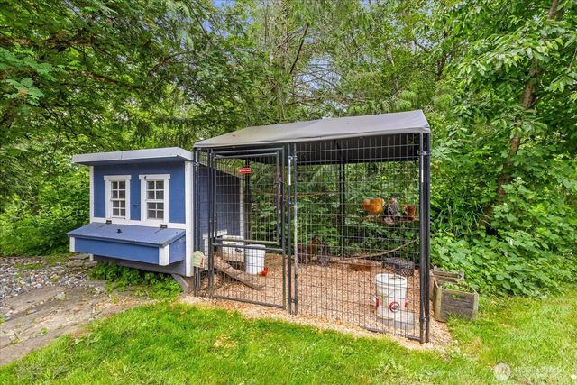 27346 Lake Cavanaugh Road, Mount Vernon, WA 98274