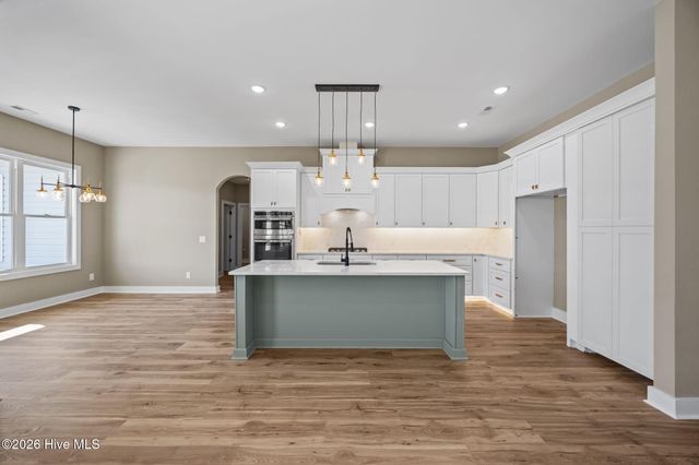 2302 Williams Farm Road, Greenville, NC 27858