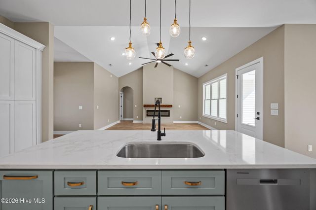 2302 Williams Farm Road, Greenville, NC 27858