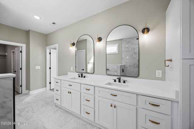 2302 Williams Farm Road, Greenville, NC 27858