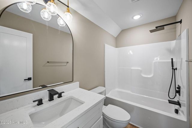 2302 Williams Farm Road, Greenville, NC 27858