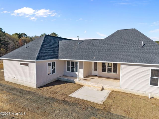 2302 Williams Farm Road, Greenville, NC 27858