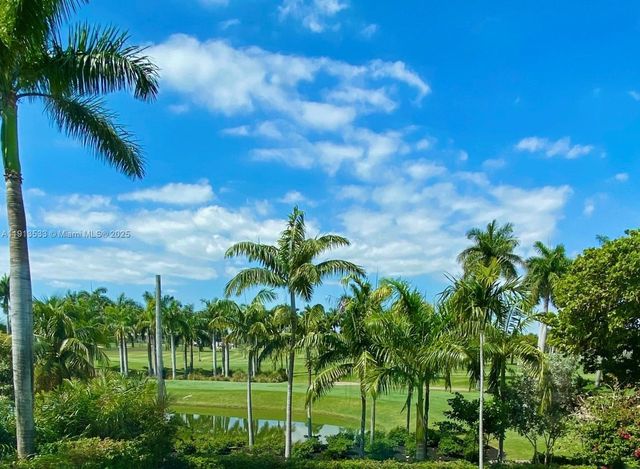 5800 La Gorce Dr NA, Miami Beach, FL 33140