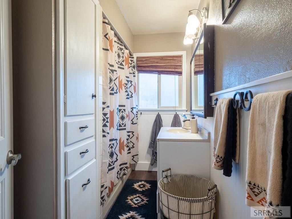 Image 16 of property listing at 263 W 2nd N, Rigby, ID 83442