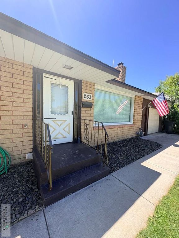 Image 4 of property listing at 263 W 2nd N, Rigby, ID 83442