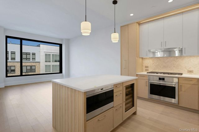 4 Lighthouse Landing 420, Sleepy Hollow, NY 10591