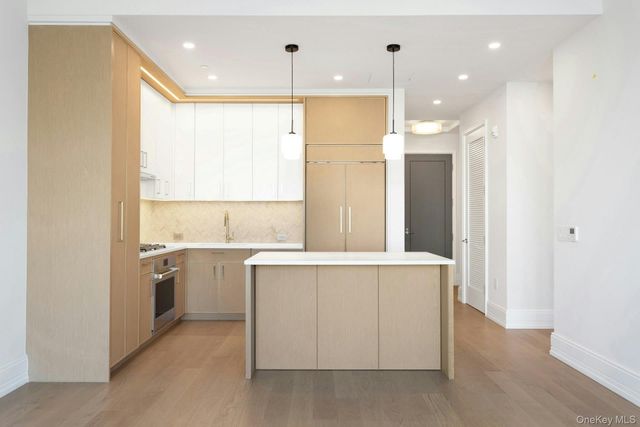 4 Lighthouse Landing 420, Sleepy Hollow, NY 10591