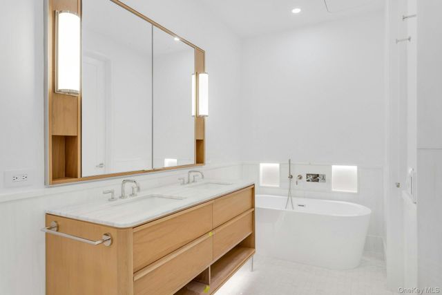 4 Lighthouse Landing 420, Sleepy Hollow, NY 10591