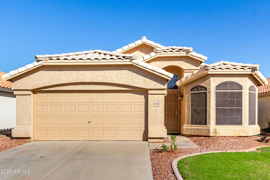 1180 W JEANINE Drive, Tempe, AZ 85284