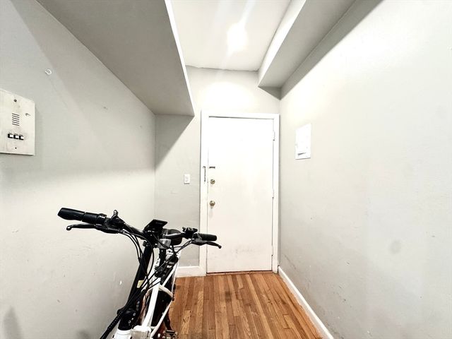 15-17 University Rd 22, Brookline, MA 02445