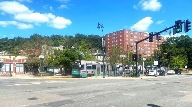 15-17 University Rd 22, Brookline, MA 02445