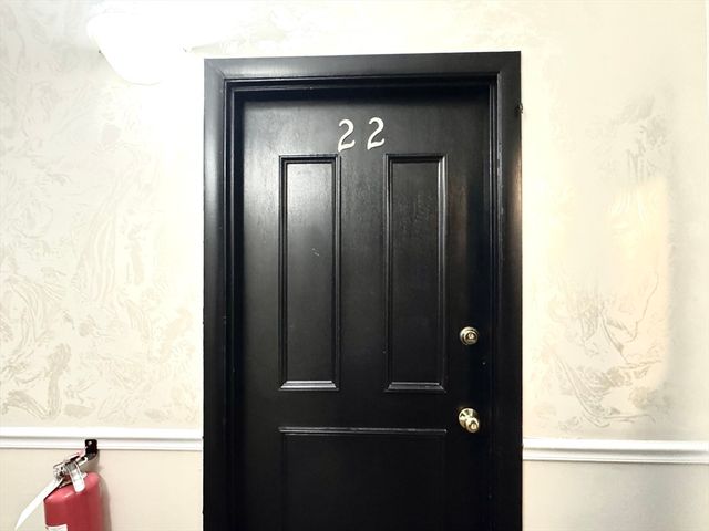 15-17 University Rd 22, Brookline, MA 02445