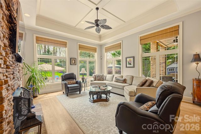 163 W Maranta Road, Mooresville, NC 28117