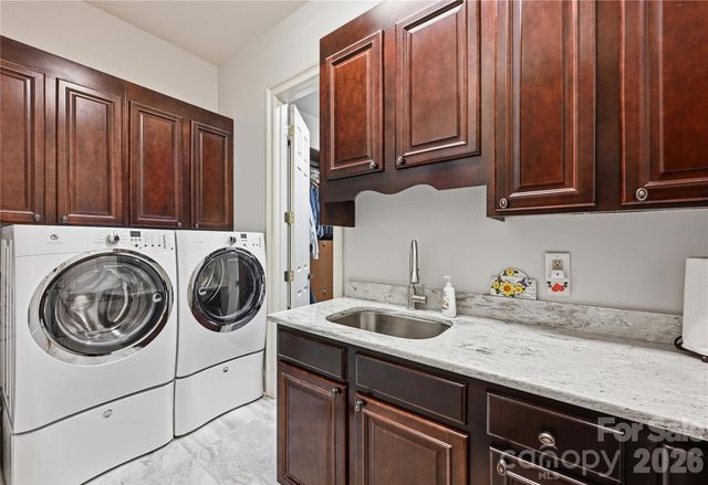 163 W Maranta Road, Mooresville, NC 28117