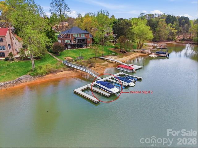 163 W Maranta Road, Mooresville, NC 28117