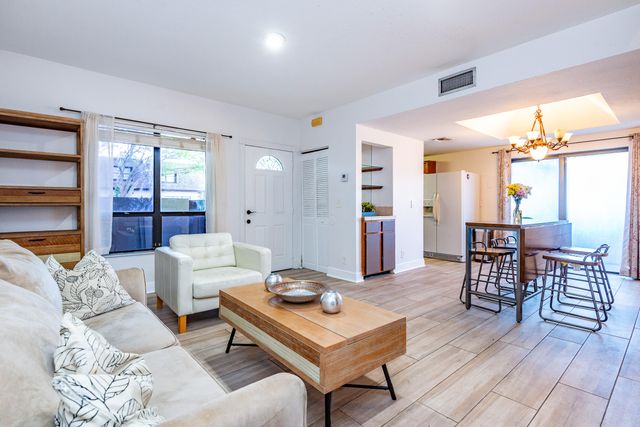 9375 SW 61st Way SW D, Boca Raton, FL 33428