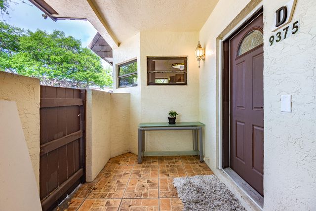9375 SW 61st Way SW D, Boca Raton, FL 33428