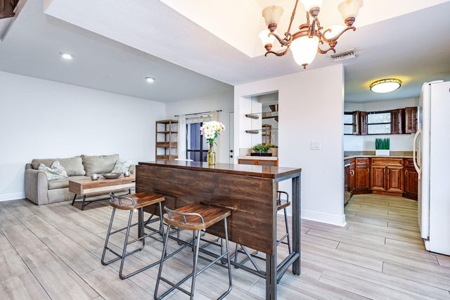 9375 SW 61st Way SW D, Boca Raton, FL 33428