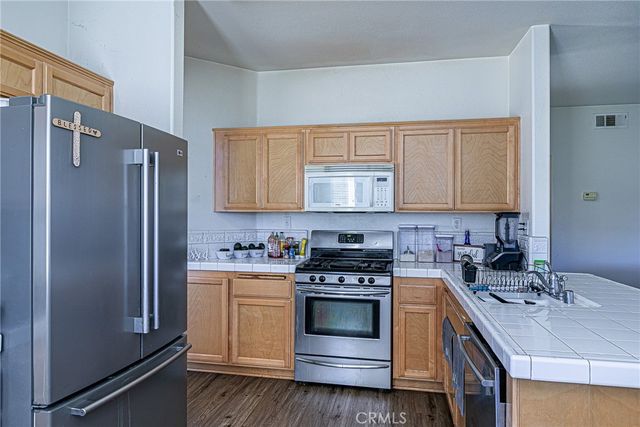 1838 Gable, Santa Maria, CA 93458