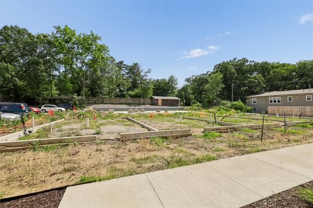 4840 Ingersoll Avenue, Des Moines, IA 50312