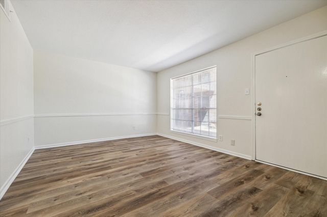 11540 Chimney Rock Road 128, Houston, TX 77035