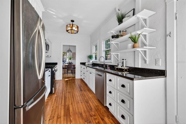 736 6TH STREET N, St Petersburg, FL 33701