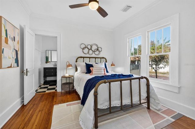 736 6TH STREET N, St Petersburg, FL 33701