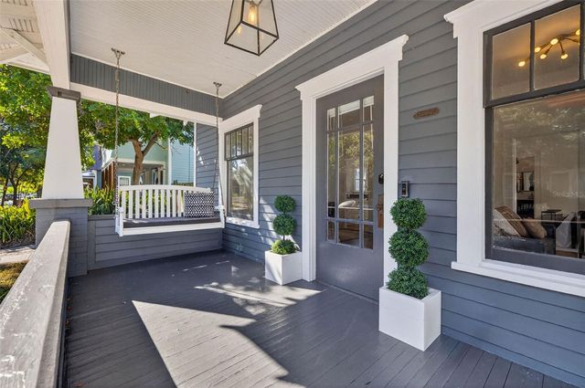 736 6TH STREET N, St Petersburg, FL 33701