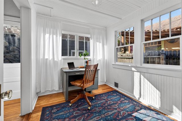 736 6TH STREET N, St Petersburg, FL 33701