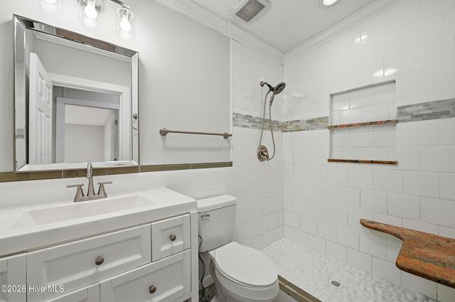 5595 Shaw Highway, Rocky Point, NC 28457