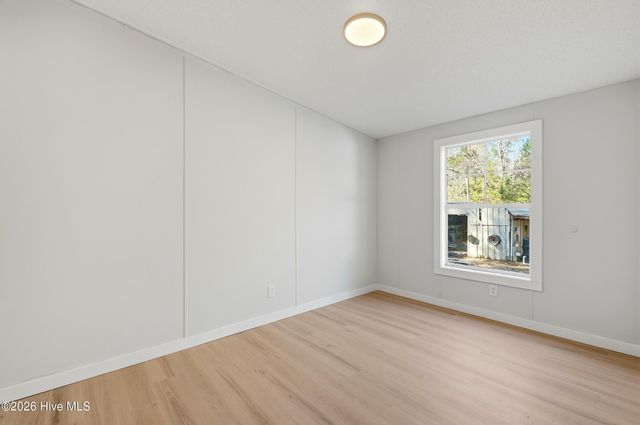 5595 Shaw Highway, Rocky Point, NC 28457