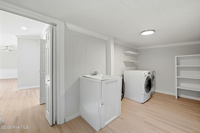 5595 Shaw Highway, Rocky Point, NC 28457