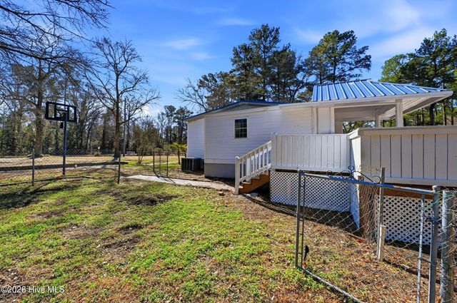 5595 Shaw Highway, Rocky Point, NC 28457