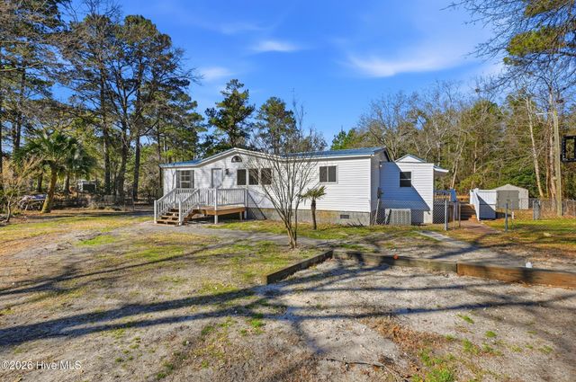 5595 Shaw Highway, Rocky Point, NC 28457