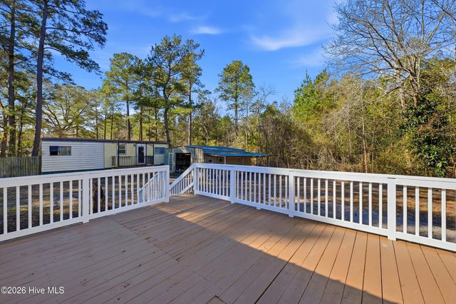 5595 Shaw Highway, Rocky Point, NC 28457