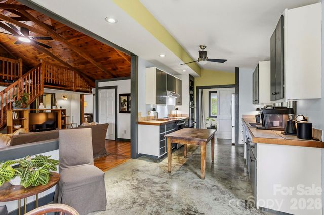 1108 Pine Root Branch Road, Bakersville, NC 28705