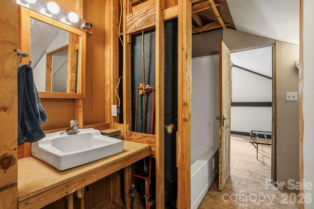 1108 Pine Root Branch Road, Bakersville, NC 28705