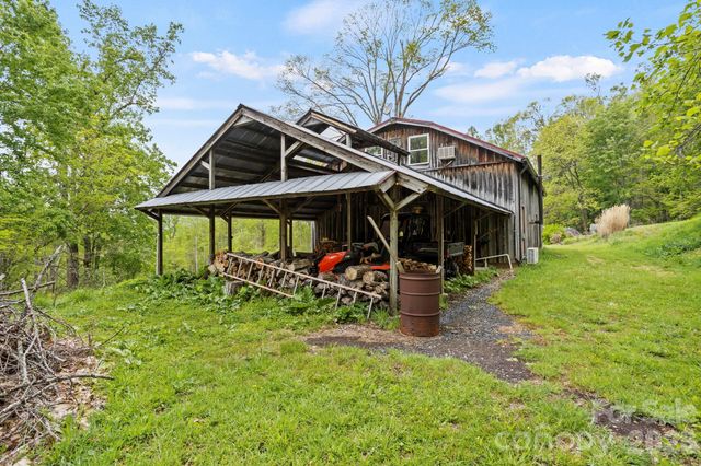 1108 Pine Root Branch Road, Bakersville, NC 28705