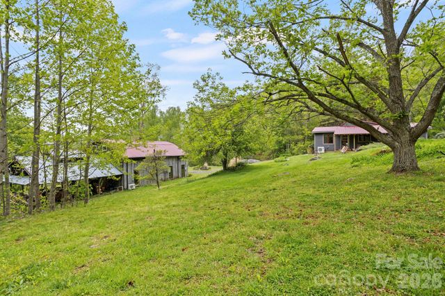 1108 Pine Root Branch Road, Bakersville, NC 28705