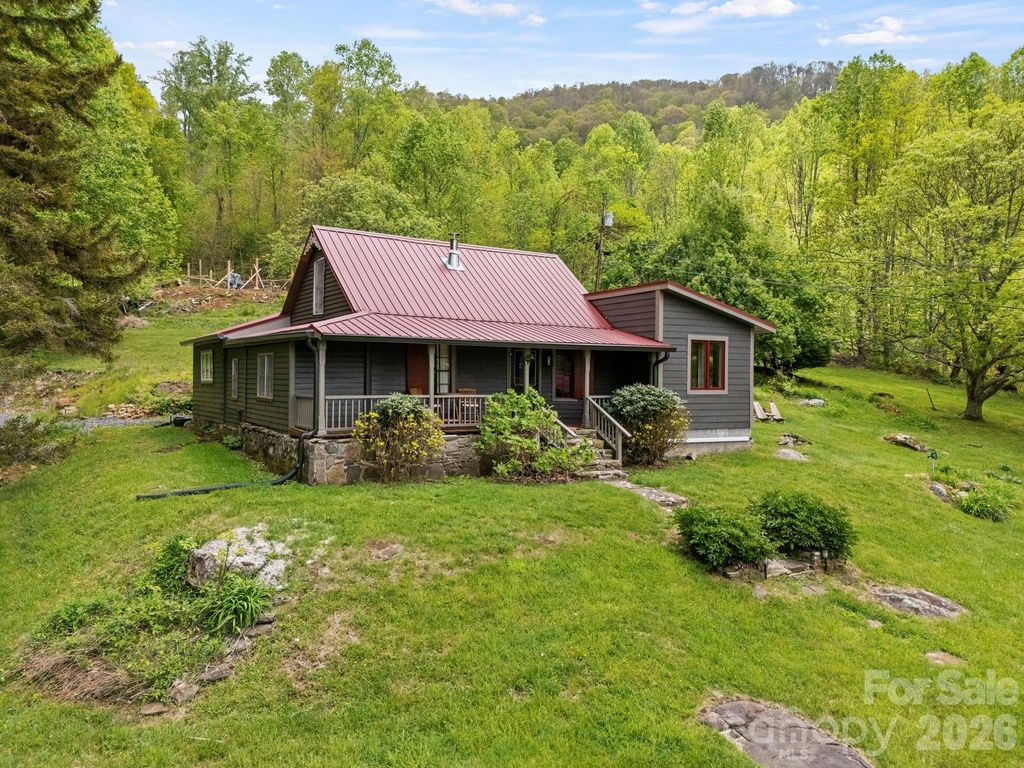 1108 Pine Root Branch Road, Bakersville, NC 28705