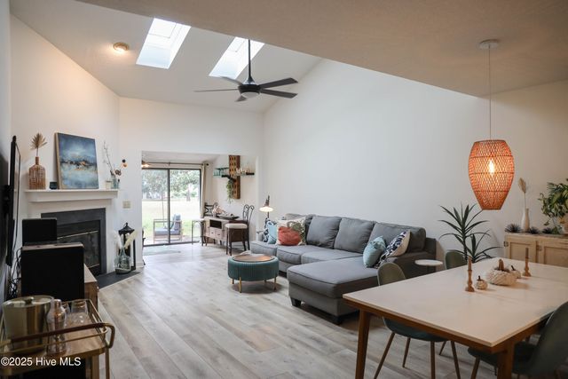 5932 Chester Street, Wilmington, NC 28405