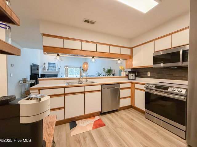 5932 Chester Street, Wilmington, NC 28405